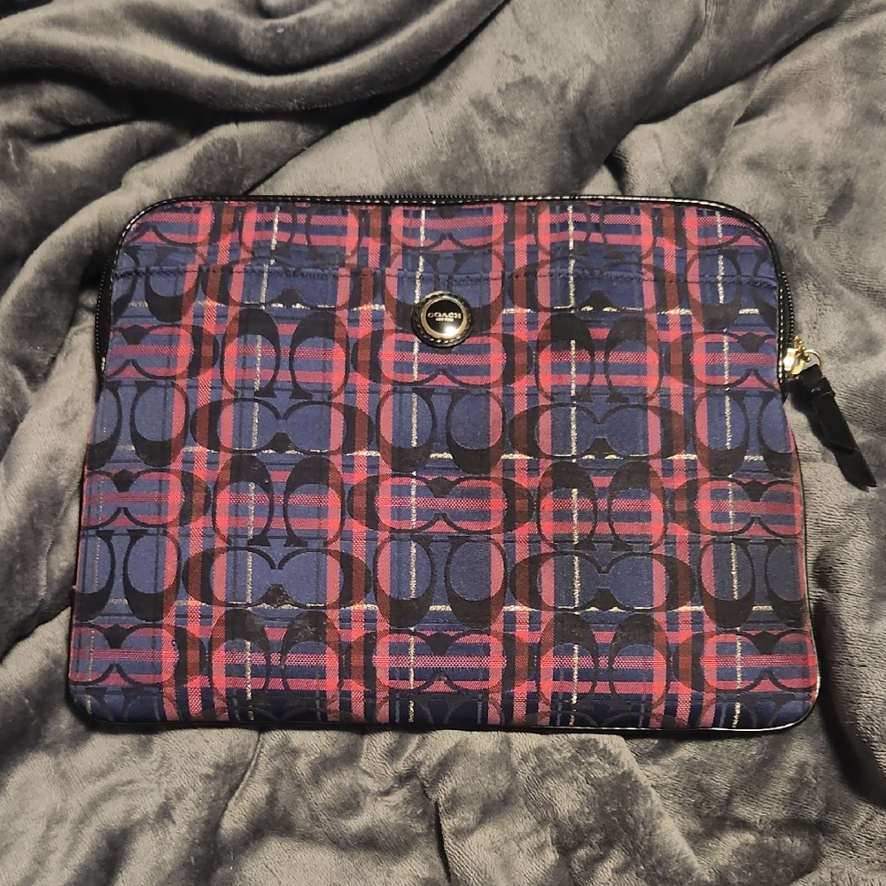 Coach 62818 Poppy Tartan East West Universal Sleeve Multi